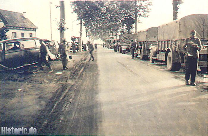 24. Mai 1940 Straße in Donzy